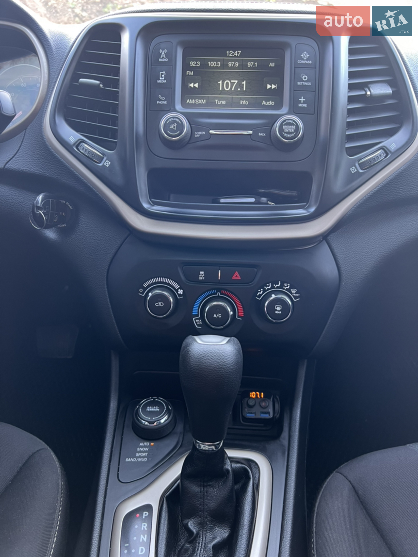 2014 Jeep Cherokee - мініатюра 17