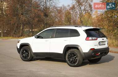 Позашляховик / Кросовер Jeep Cherokee 2021 в 