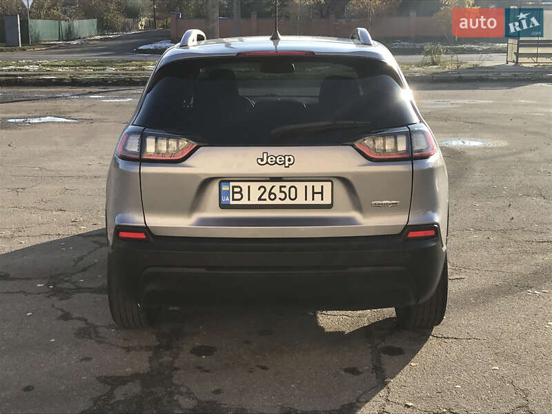 Позашляховик / Кросовер Jeep Cherokee 2019 в Києві