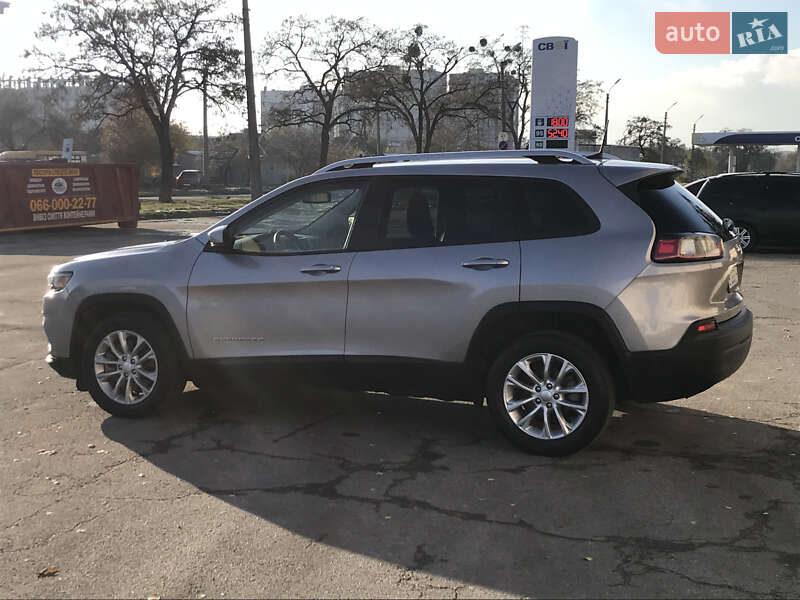 Позашляховик / Кросовер Jeep Cherokee 2019 в Києві