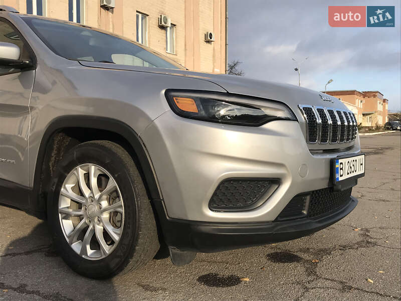 Позашляховик / Кросовер Jeep Cherokee 2019 в Києві
