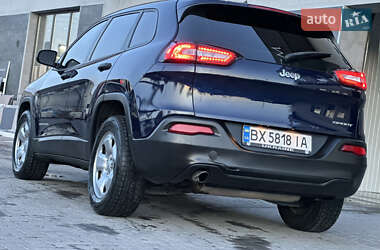 Внедорожник / Кроссовер Jeep Cherokee 2014 в Каменец-Подольском