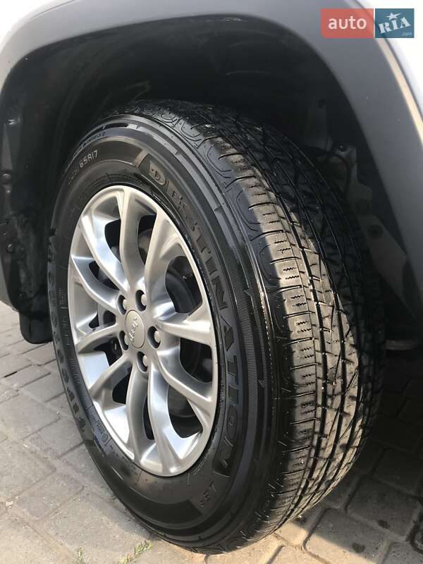 Внедорожник / Кроссовер Jeep Cherokee 2018 в Львове фото 8 Внедорожник / Кроссовер Jeep Cherokee 2018 в Львове