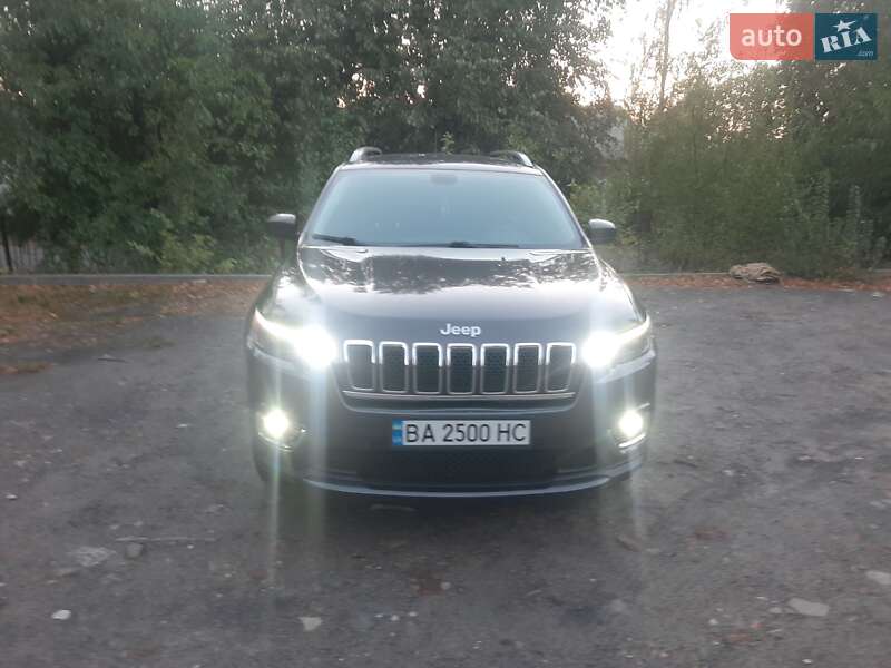 Внедорожник / Кроссовер Jeep Cherokee 2018 в Благовещенском