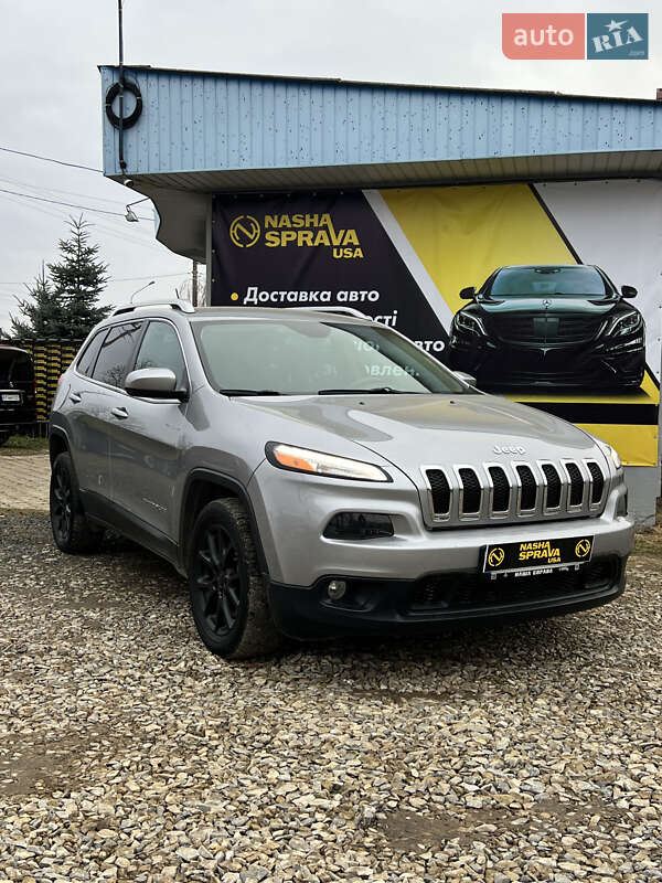 Позашляховик / Кросовер Jeep Cherokee 2015 в Івано-Франківську