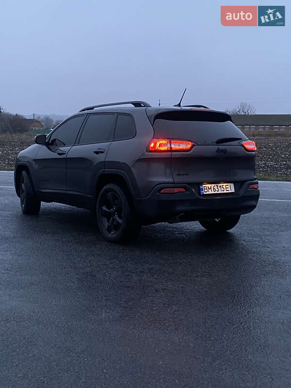 Внедорожник / Кроссовер Jeep Cherokee 2017 в Ромнах