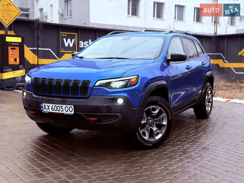 Внедорожник / Кроссовер Jeep Cherokee 2018 в Харькове