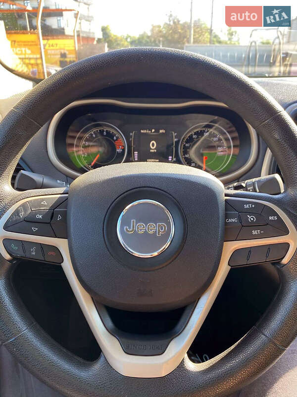 Позашляховик / Кросовер Jeep Cherokee 2016 в Одесі