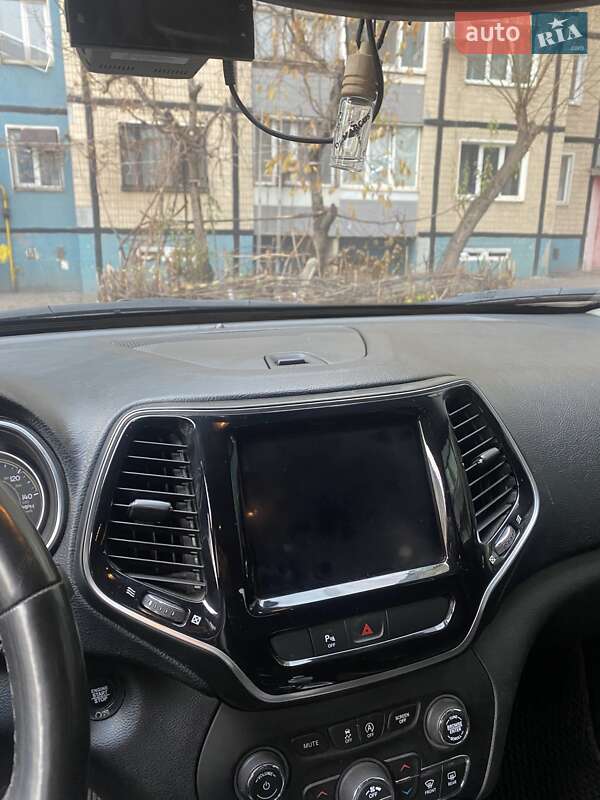 Позашляховик / Кросовер Jeep Cherokee 2020 в Кривому Розі