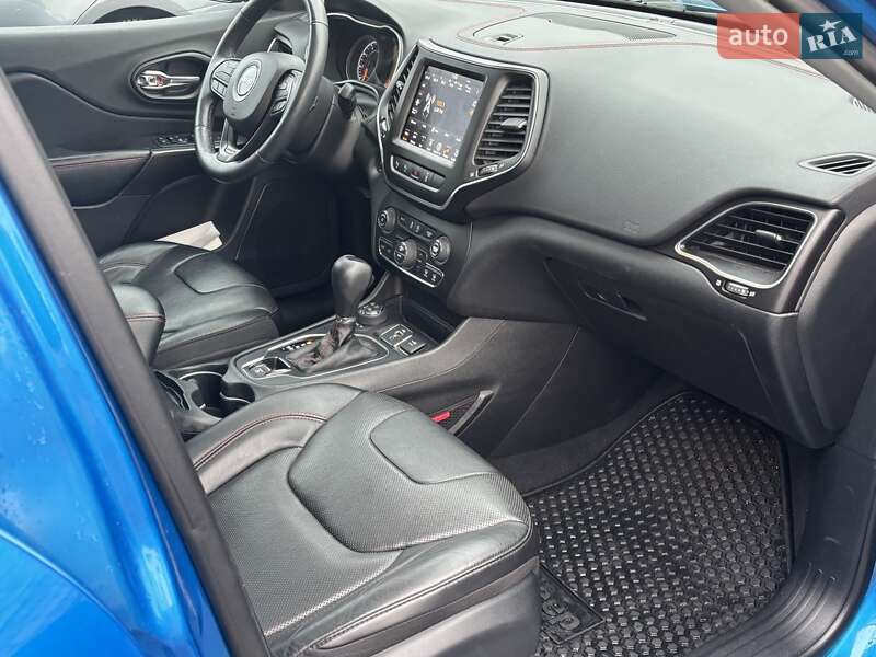 Позашляховик / Кросовер Jeep Cherokee 2018 в Києві