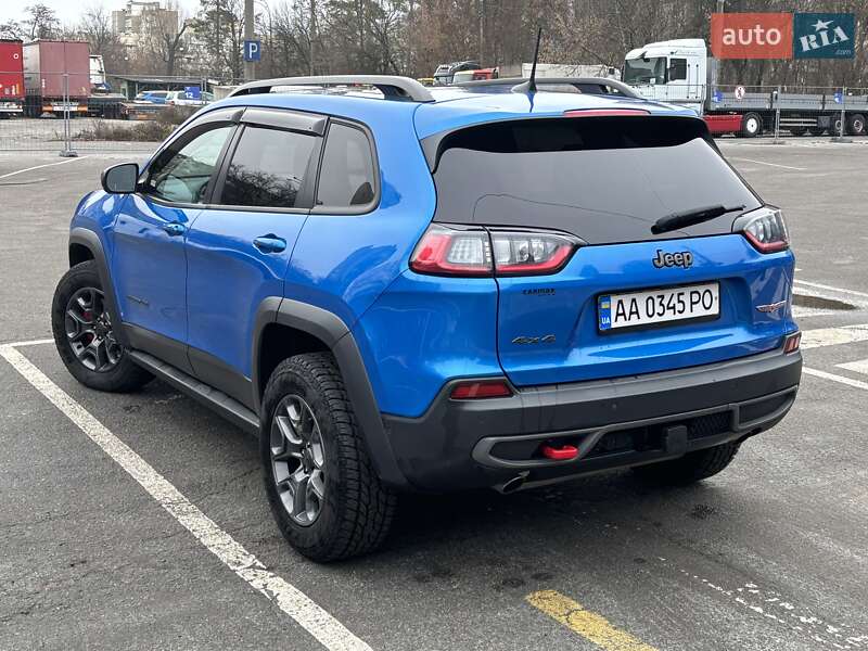 Позашляховик / Кросовер Jeep Cherokee 2018 в Києві