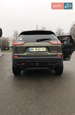 Позашляховик / Кросовер Jeep Cherokee 2021 в Рівному