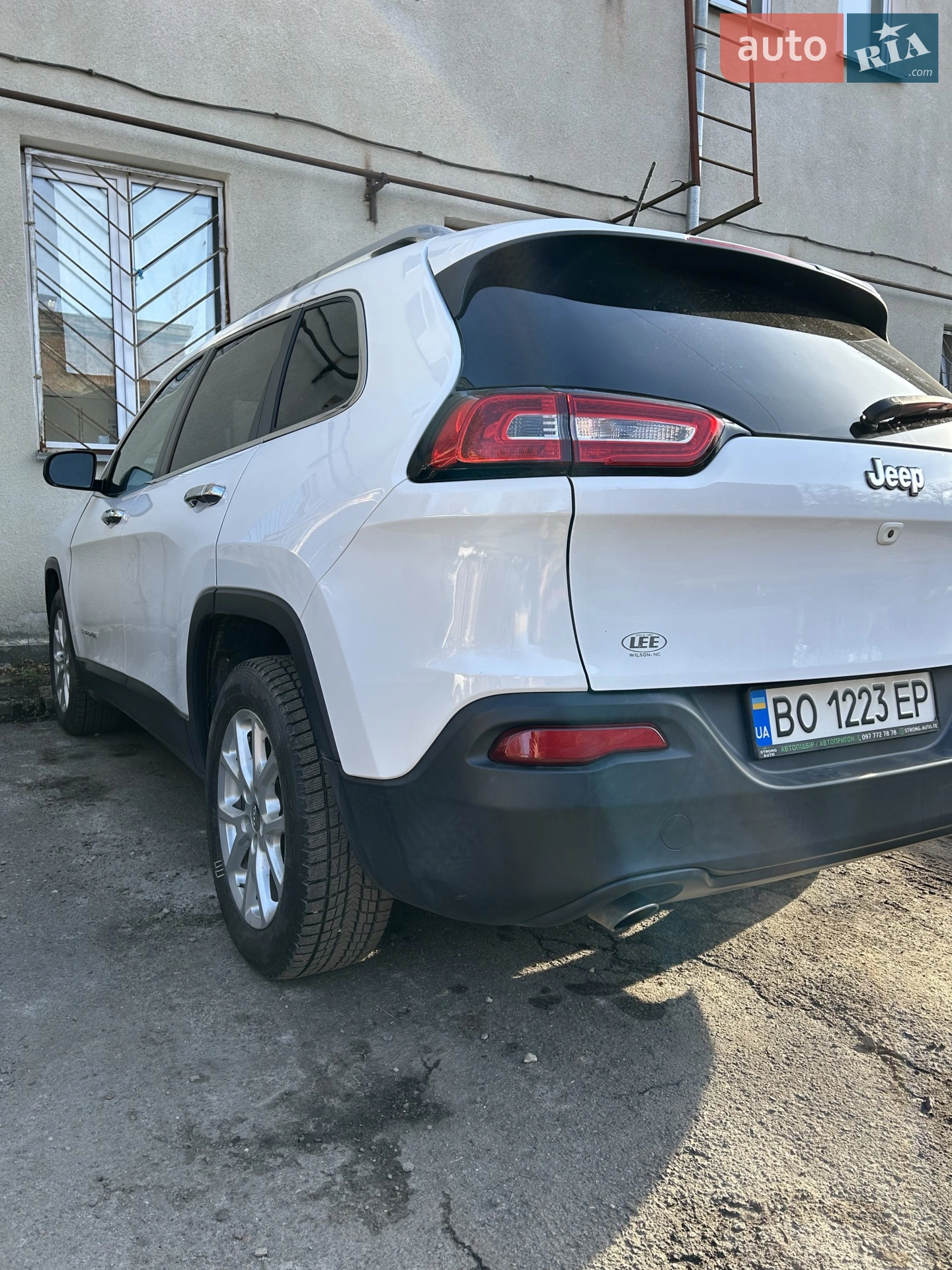 2017 Jeep Cherokee - мініатюра 3