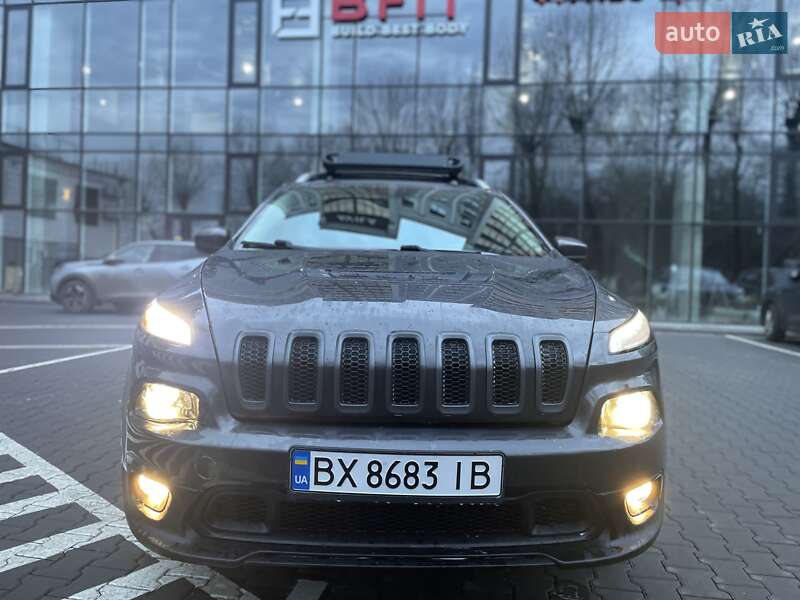 Jeep Cherokee 2016