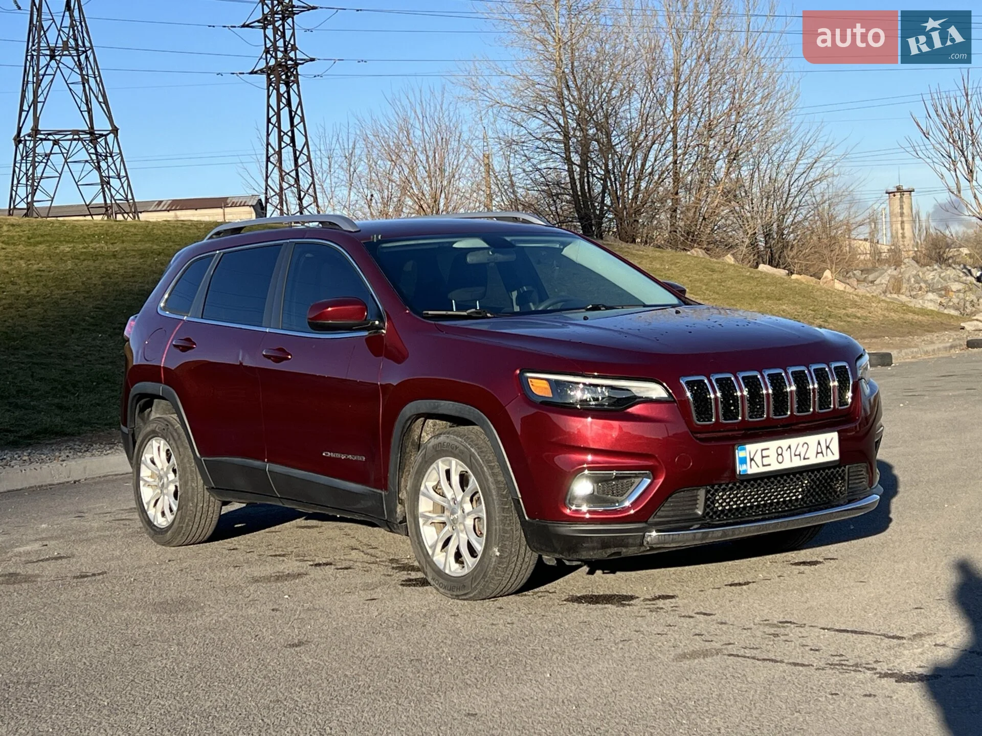 2019 Jeep Cherokee - фото 1