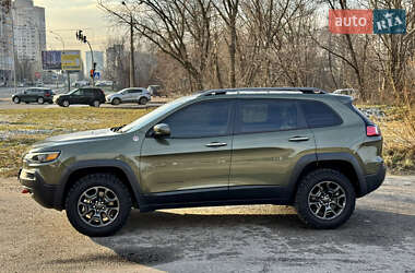 Внедорожник / Кроссовер Jeep Cherokee 2020 в Киеве