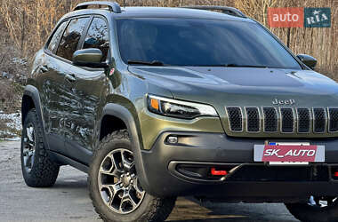 Внедорожник / Кроссовер Jeep Cherokee 2020 в Киеве