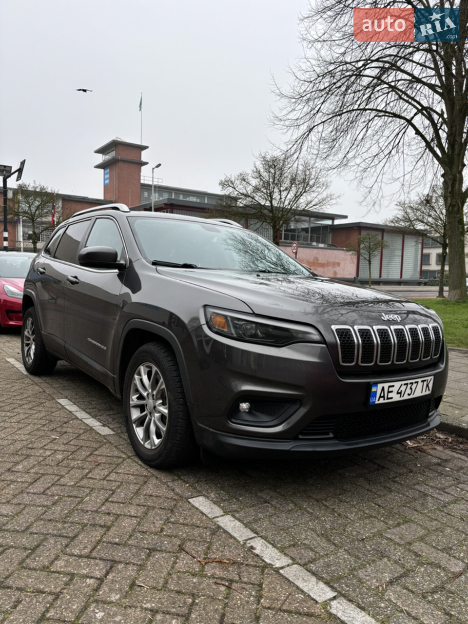 2017 Jeep Cherokee - мініатюра 19