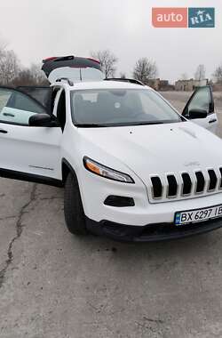 Jeep Cherokee 2016