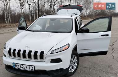 Внедорожник / Кроссовер Jeep Cherokee 2016 в Деражне