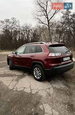Внедорожник / Кроссовер Jeep Cherokee 2018 в 