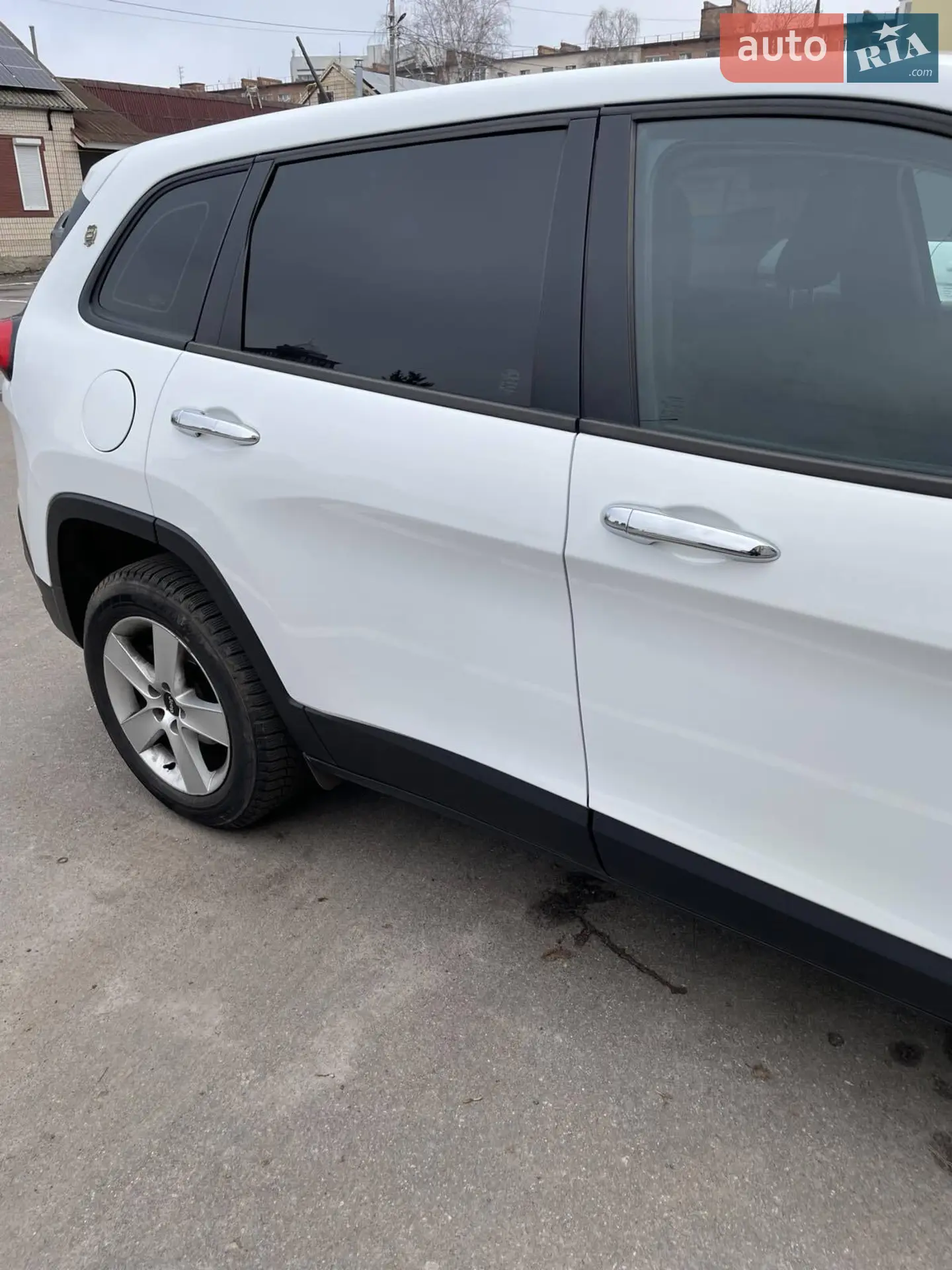 2017 Jeep Cherokee - мініатюра 4