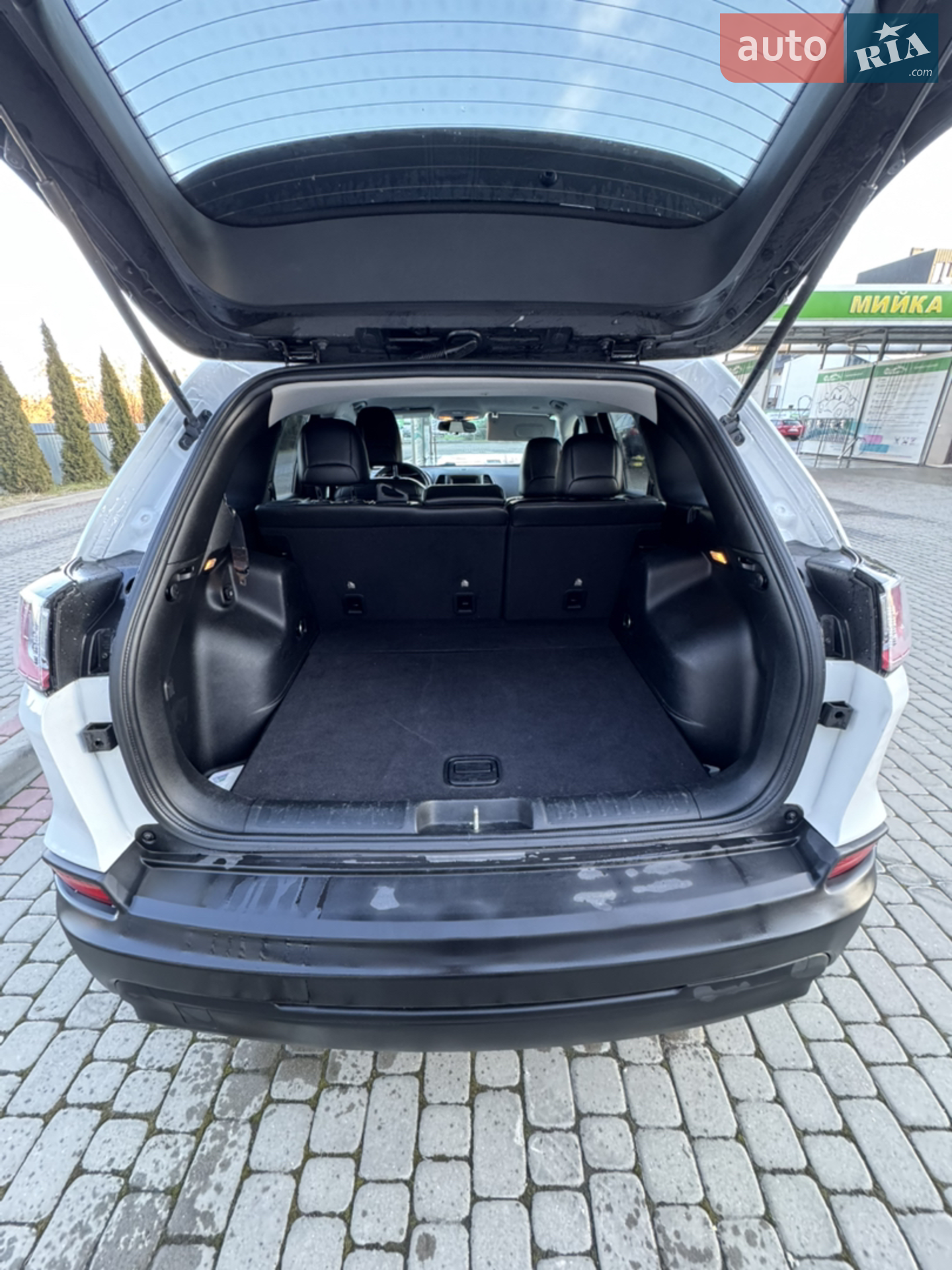 2018 Jeep Cherokee - мініатюра 8