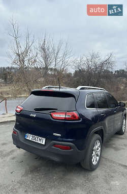 Внедорожник / Кроссовер Jeep Cherokee 2015 в 
