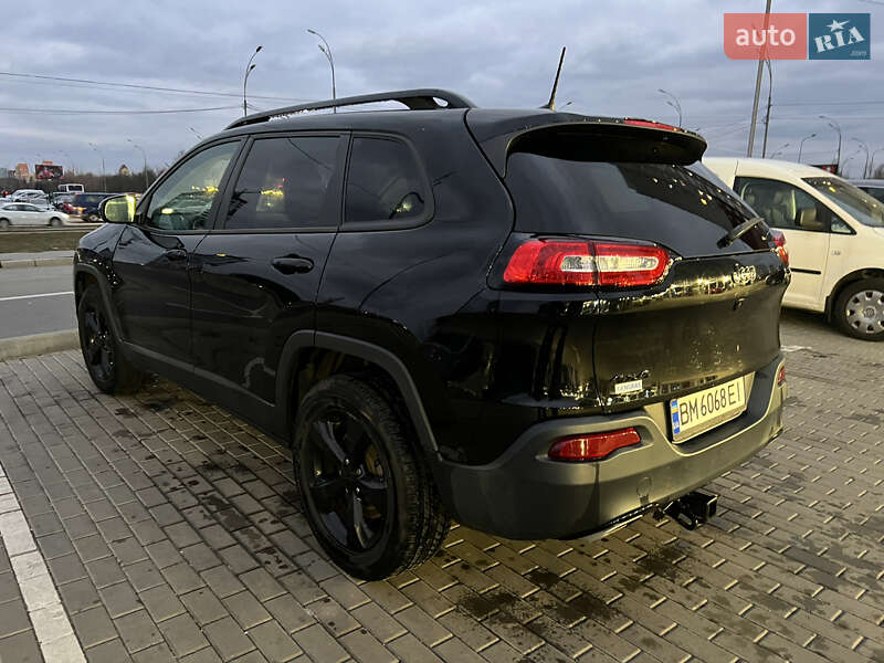 Внедорожник / Кроссовер Jeep Cherokee 2017 в Киеве