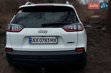Внедорожник / Кроссовер Jeep Cherokee 2019 в 