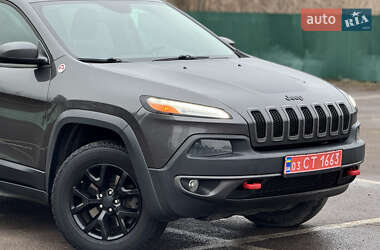 Внедорожник / Кроссовер Jeep Cherokee 2017 в Дубно