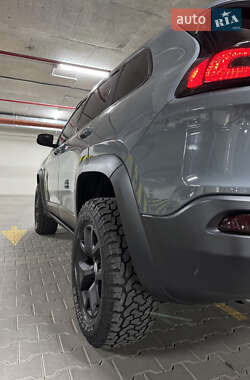 Позашляховик / Кросовер Jeep Cherokee 2014 в Одесі