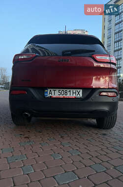 Внедорожник / Кроссовер Jeep Cherokee 2013 в 