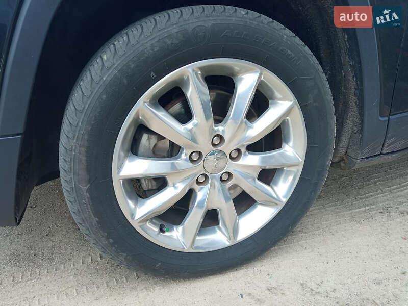 Позашляховик / Кросовер Jeep Cherokee 2014 в Ковелі фото 17 Позашляховик / Кросовер Jeep Cherokee 2014 в Ковелі