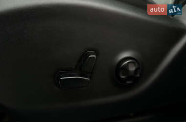 Внедорожник / Кроссовер Jeep Cherokee 2019 в 