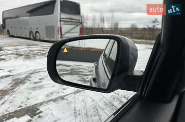 Внедорожник / Кроссовер Jeep Cherokee 2019 в 
