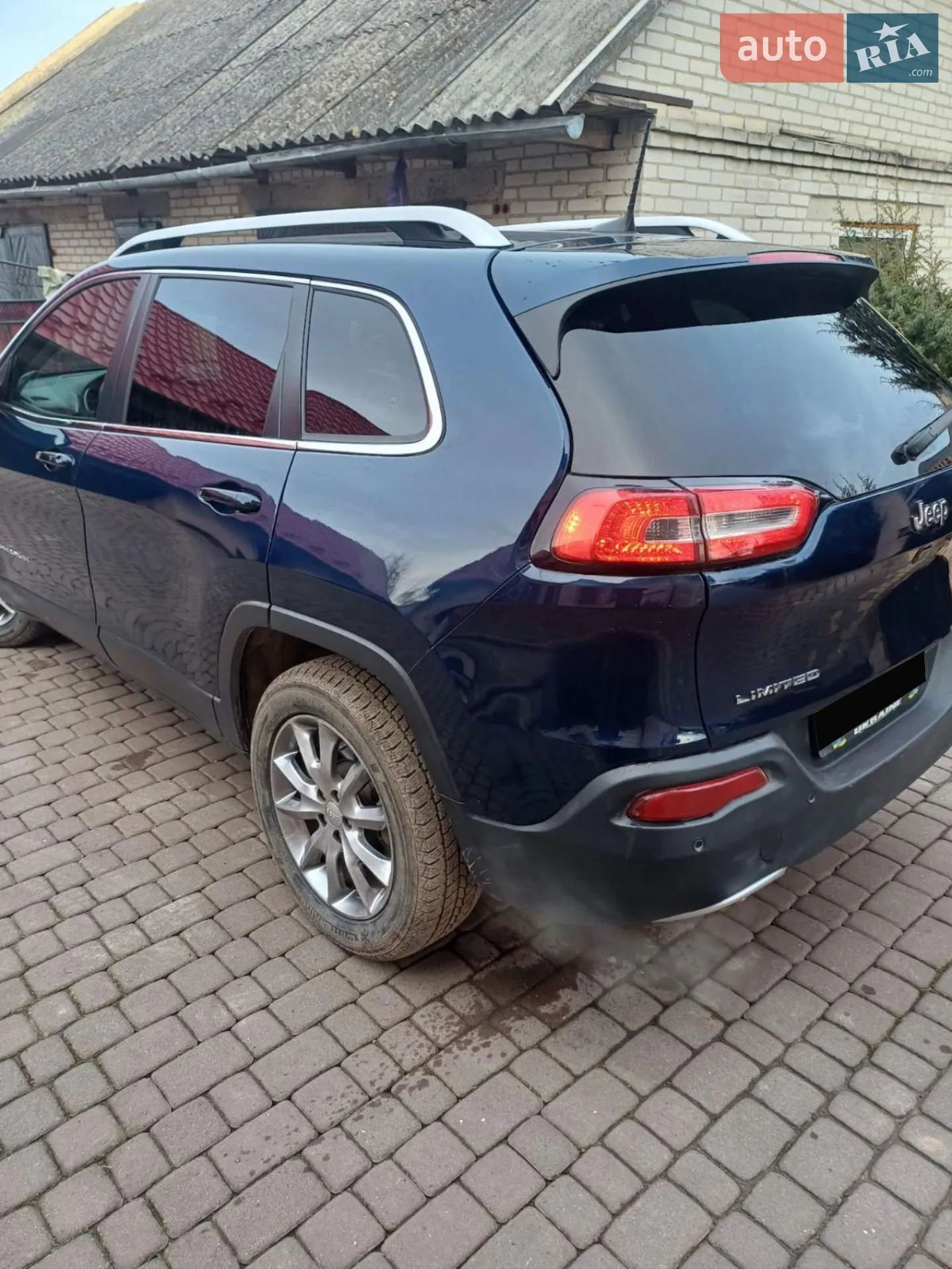 2017 Jeep Cherokee - мініатюра 24