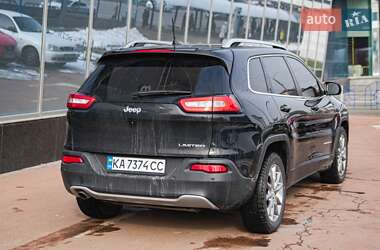 Внедорожник / Кроссовер Jeep Cherokee 2017 в Киеве