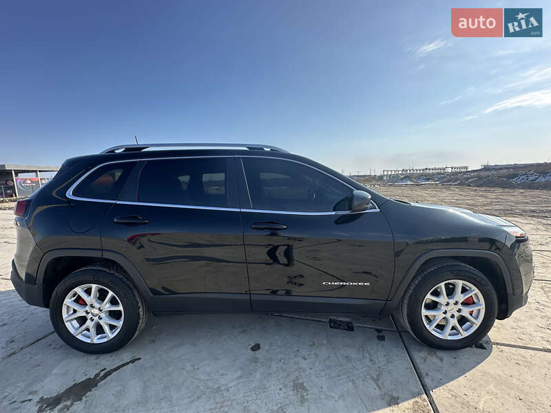 Внедорожник / Кроссовер Jeep Cherokee 2016 в Одессе