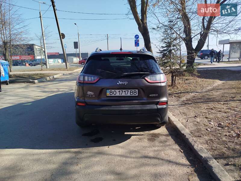 Внедорожник / Кроссовер Jeep Cherokee 2018 в Тернополе