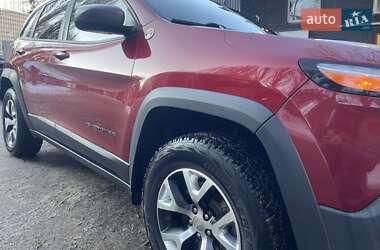 Внедорожник / Кроссовер Jeep Cherokee 2014 в 