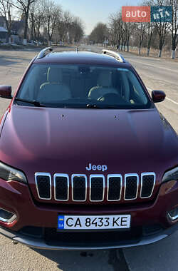 Позашляховик / Кросовер Jeep Cherokee 2019 в 