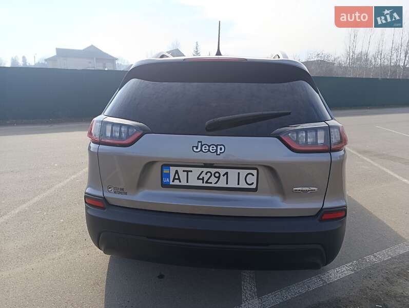 Внедорожник / Кроссовер Jeep Cherokee 2019 в Ивано-Франковске