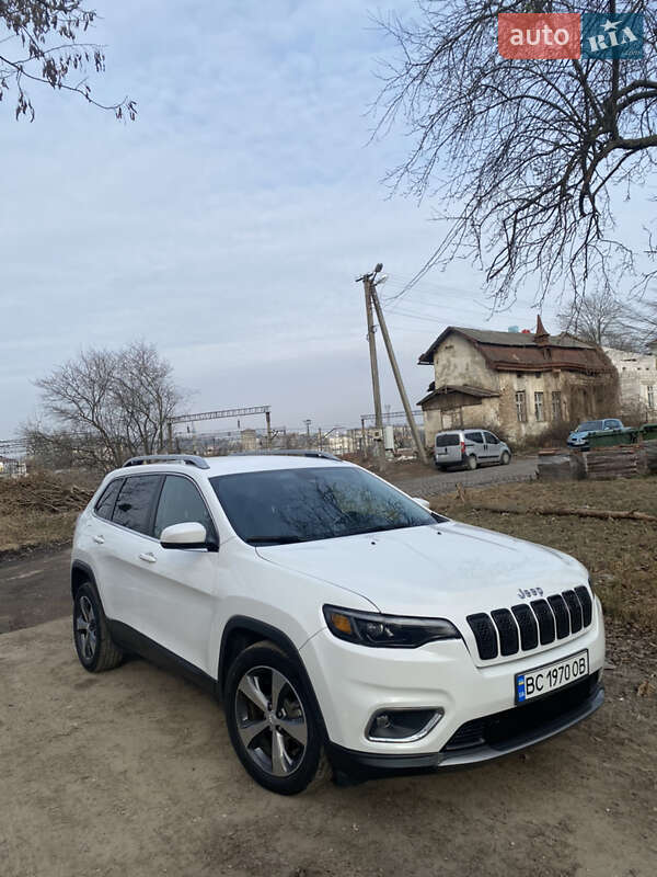 Внедорожник / Кроссовер Jeep Cherokee 2019 в Львове