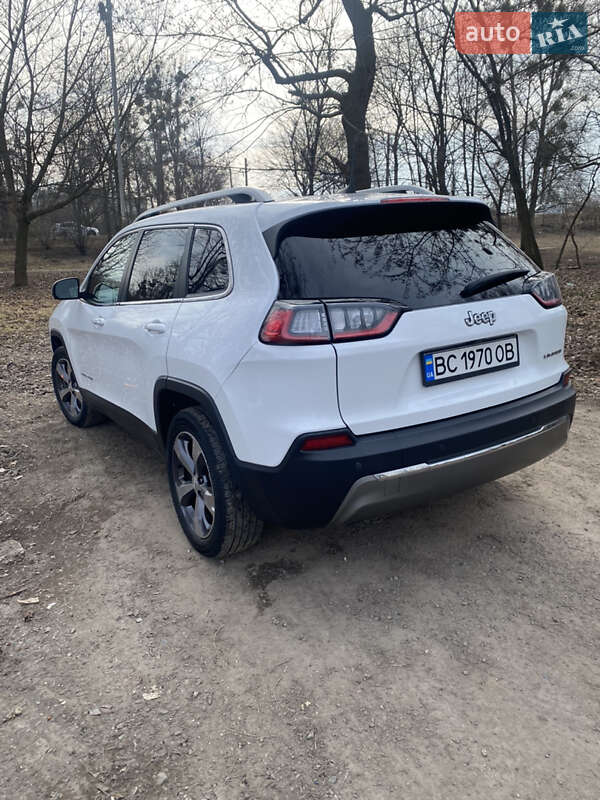 Внедорожник / Кроссовер Jeep Cherokee 2019 в Львове
