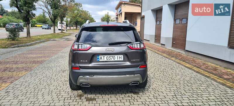Внедорожник / Кроссовер Jeep Cherokee 2019 в Ивано-Франковске