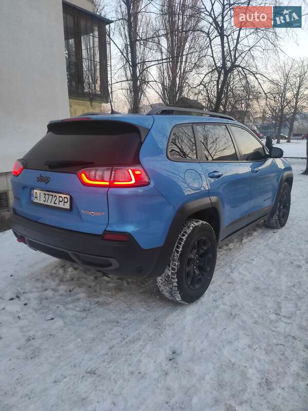 Позашляховик / Кросовер Jeep Cherokee 2019 в Фастові