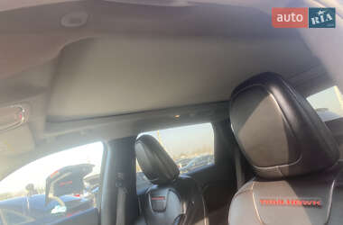 Внедорожник / Кроссовер Jeep Cherokee 2021 в 