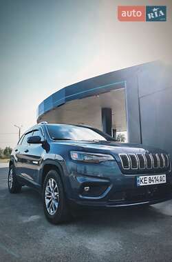 Позашляховик / Кросовер Jeep Cherokee 2020 в 