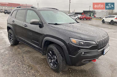Внедорожник / Кроссовер Jeep Cherokee 2021 в 